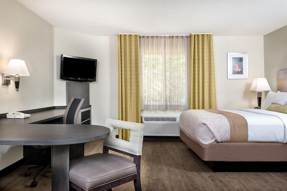 Candlewood Suites - Charlotte - Arrowood, An Ihg Hotel Bagian luar foto