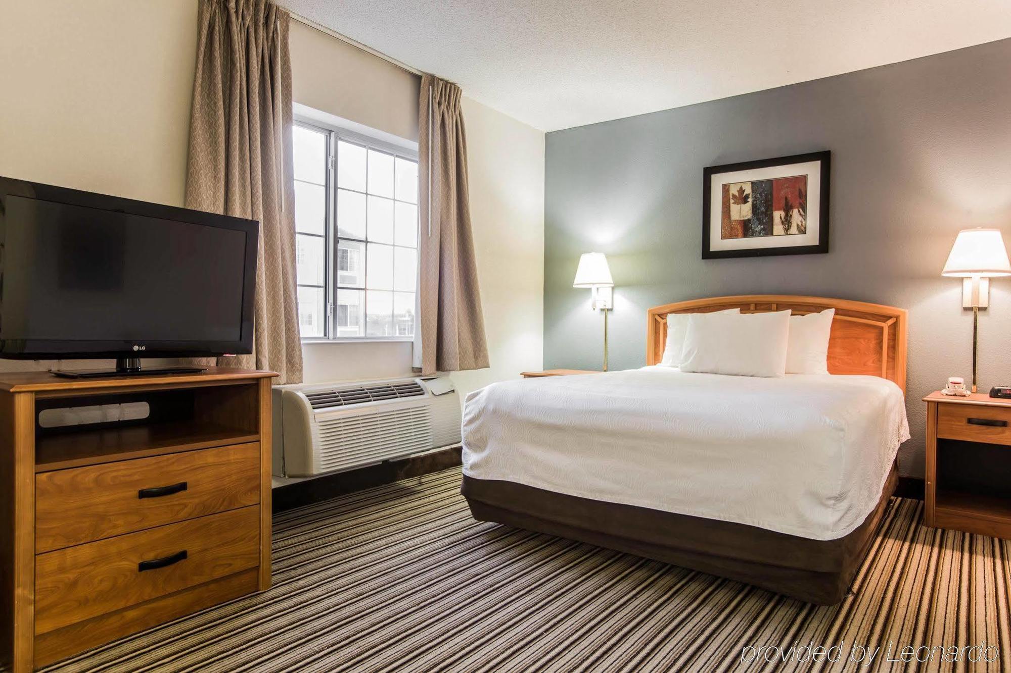 Candlewood Suites - Charlotte - Arrowood, An Ihg Hotel Bagian luar foto