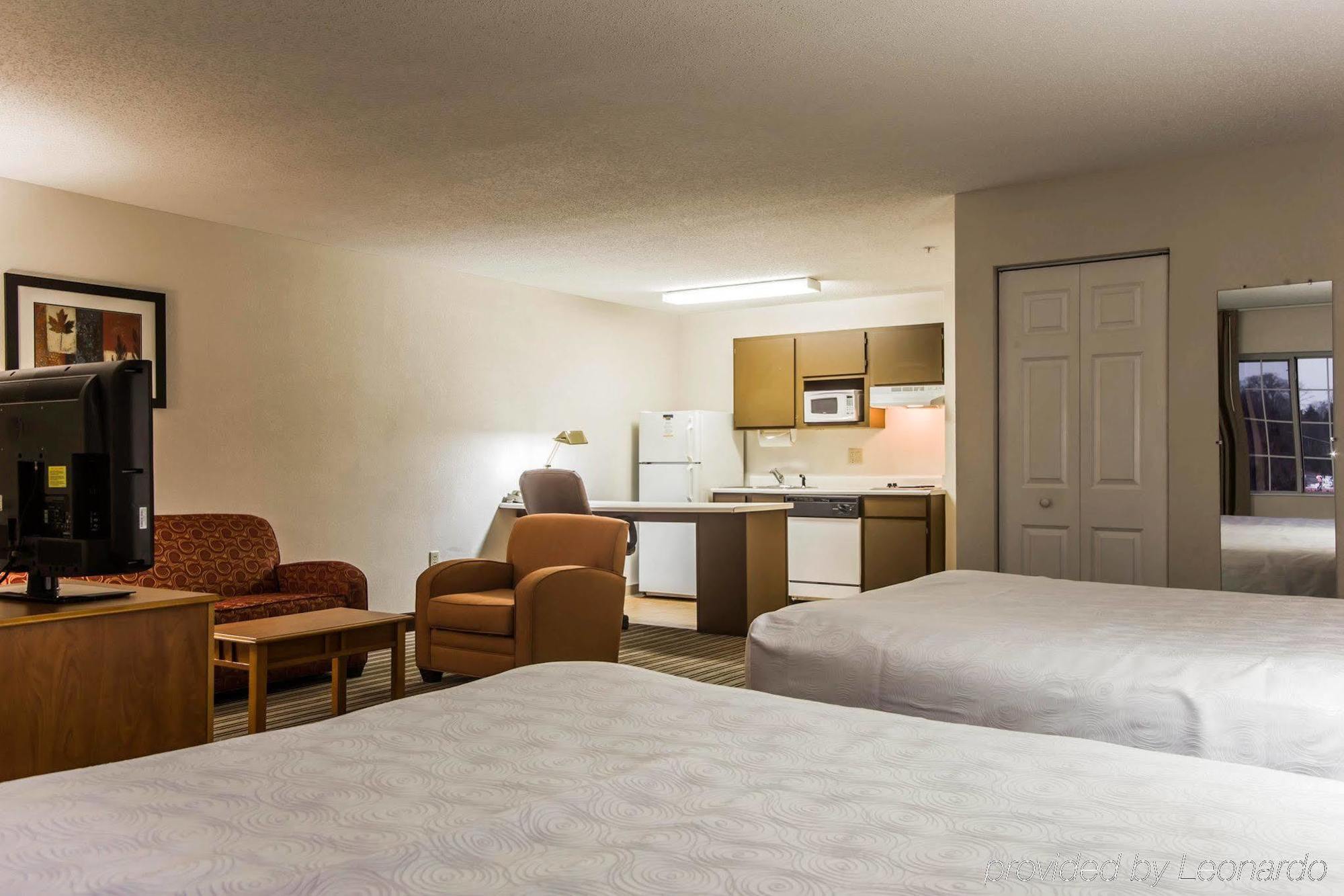 Candlewood Suites - Charlotte - Arrowood, An Ihg Hotel Bagian luar foto