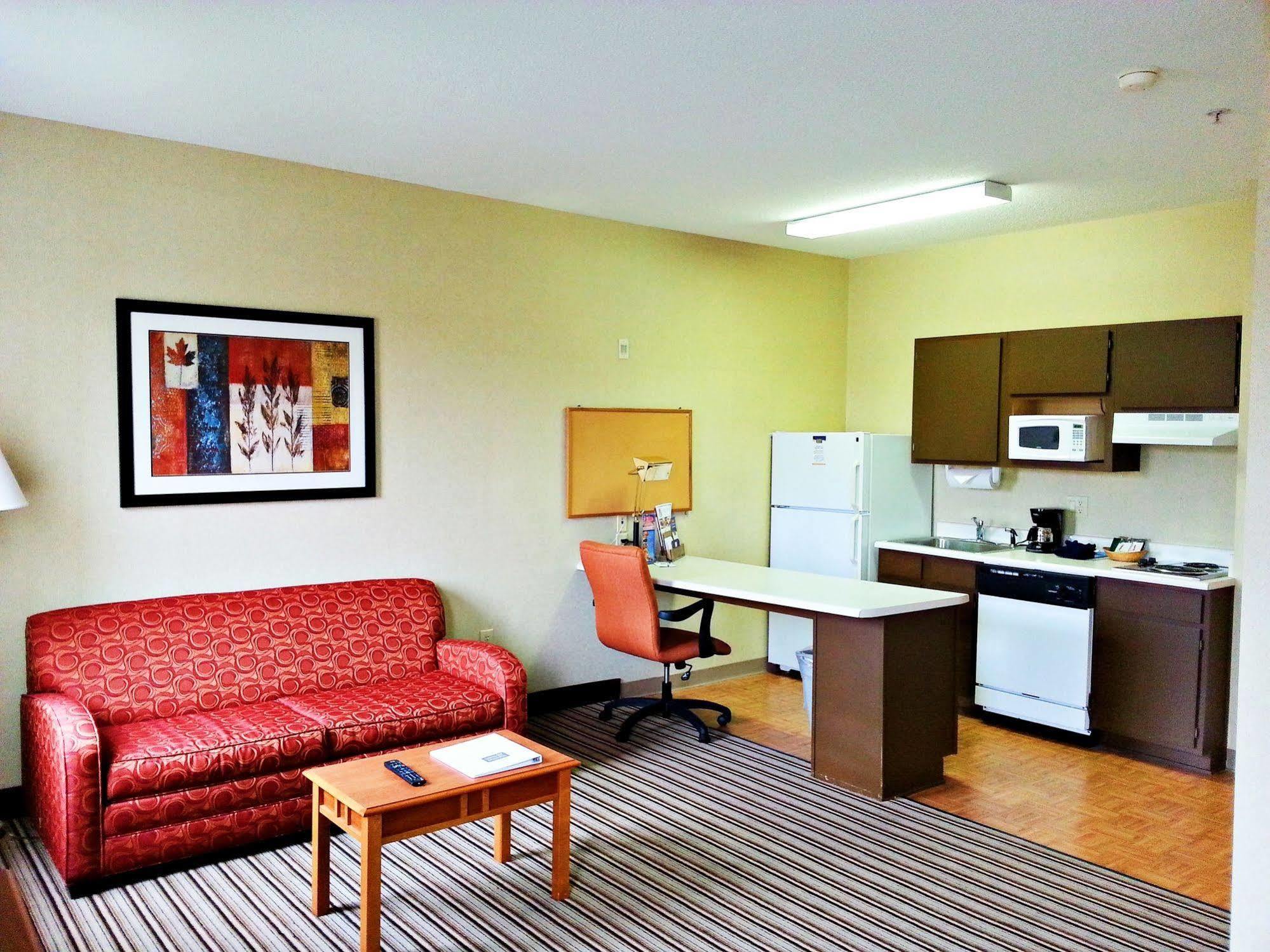 Candlewood Suites - Charlotte - Arrowood, An Ihg Hotel Bagian luar foto